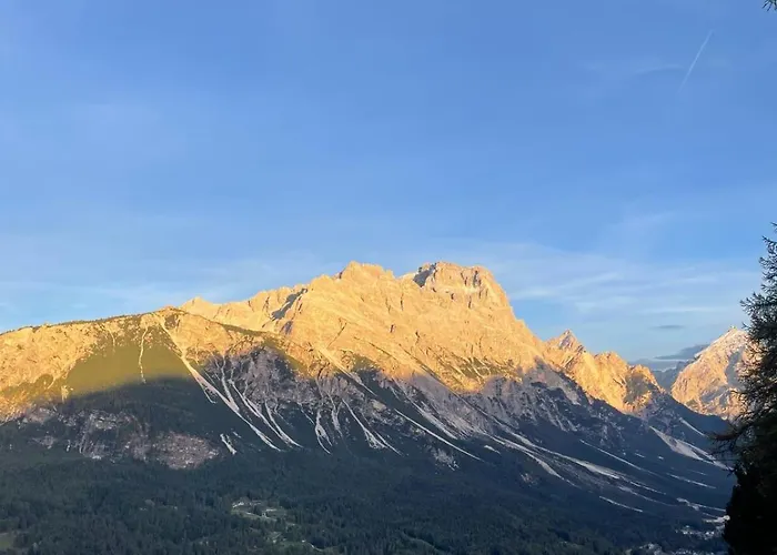 Panorama Mozzafiato شقة كورتينا دامبيتزو